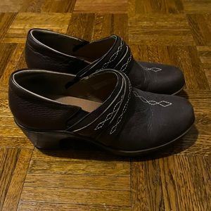 Ariat women’s clogs 9